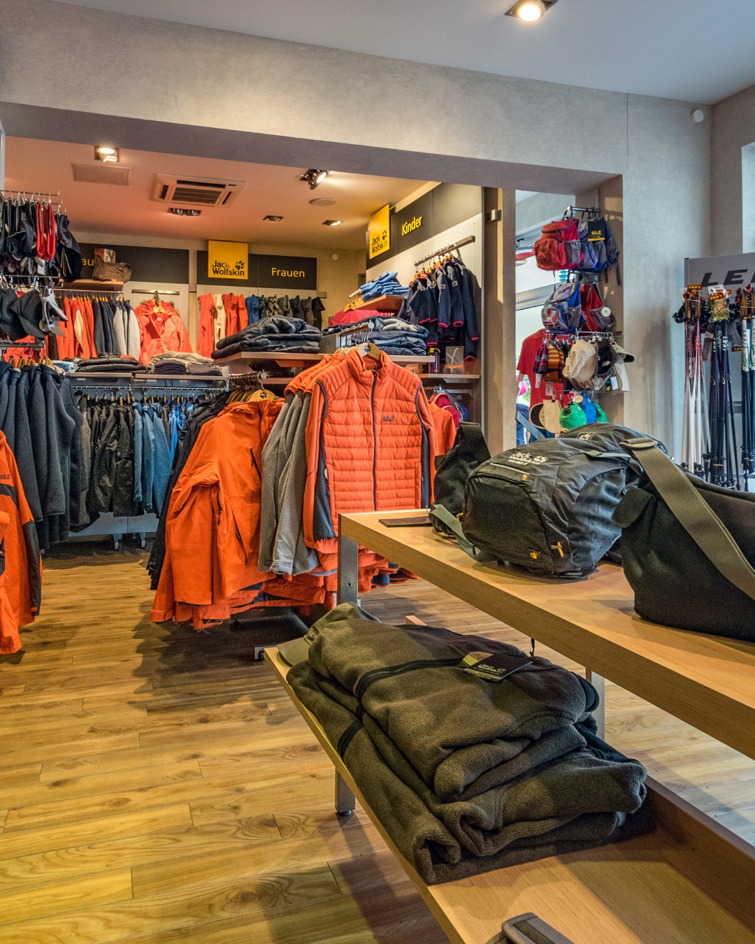 JACK WOLFSKIN STORE
